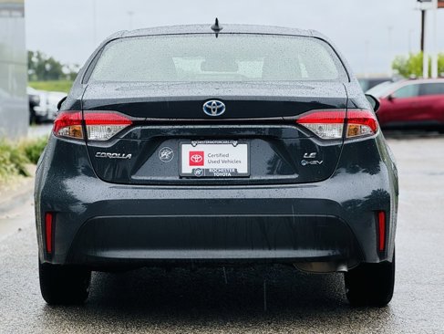 Certified 2025 Toyota Corolla LE image 33