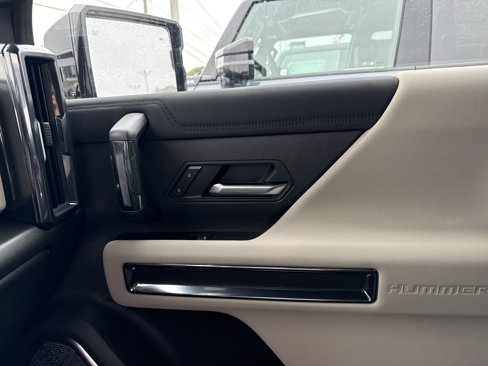 New 2026 GMC Hummer EV 4x4 Crew Cab image 20