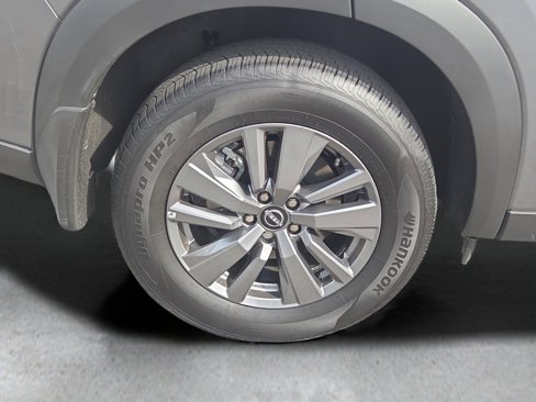 Used 2025 Nissan Pathfinder S image 8