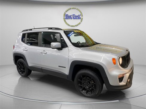 Used 2019 Jeep Renegade Altitude w/ Quick Order Package 2XM image 9