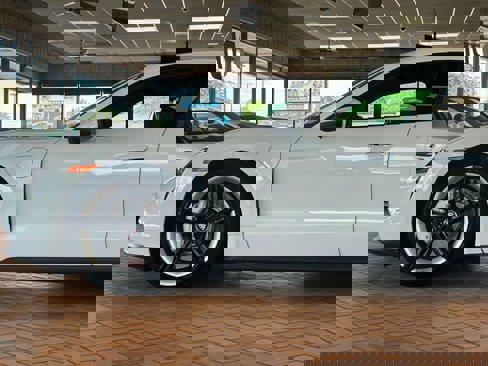 Used 2024 Porsche Taycan image 10
