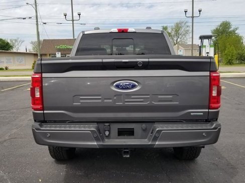 Certified 2022 Ford F150 XLT w/ Equipment Group 302A High image 6
