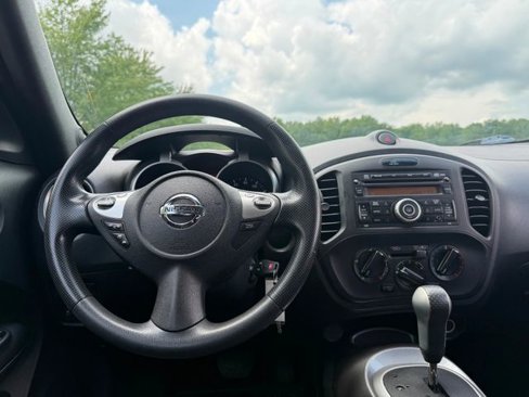 Used 2014 Nissan Juke S w/ Midnight Edition 2.0 image 9