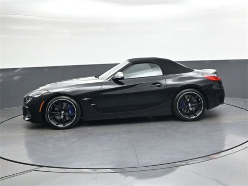 Used 2024 BMW Z4 M40i w/ Premium Package image 7