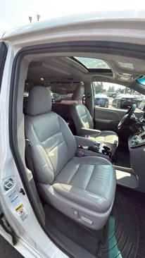 Used 2015 Toyota Sienna XLE Premium image 12