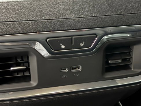 New 2025 GMC Sierra 1500 SLT w/ SLT Premium Package image 12