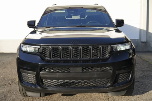 Used 2023 Jeep Grand Cherokee L Laredo image 5