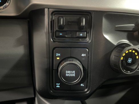 New 2026 Ford F250 XLT image 30