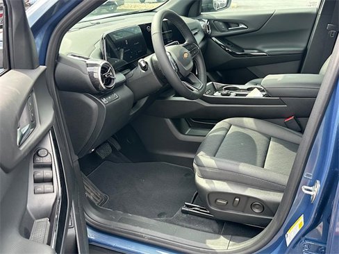 New 2026 Chevrolet Equinox LT w/ Convenience Package II image 11
