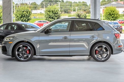 Used 2020 Audi SQ5 Premium Plus w/ Premium Plus Package image 57