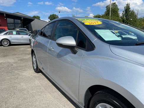 Used 2017 Chevrolet Cruze LS image 12