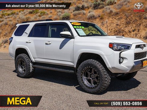 Used 2019 Toyota 4Runner 4WD image 6