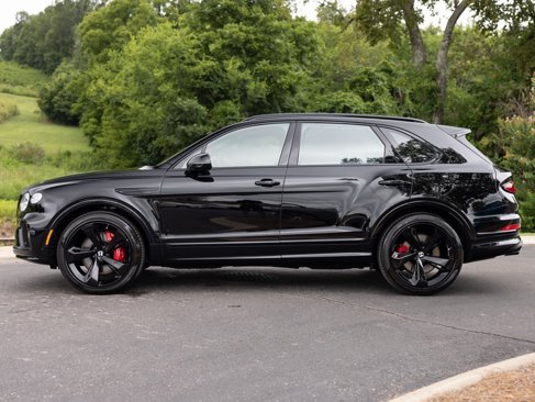 New 2025 Bentley Bentayga image 5