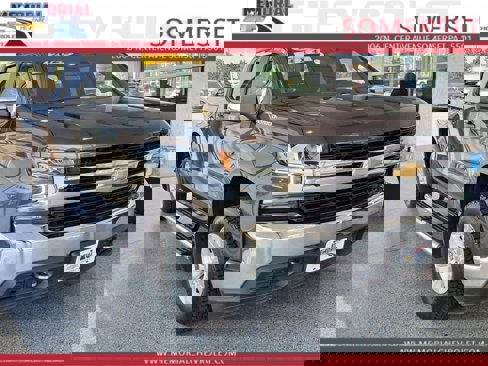 Used 2022 Chevrolet Silverado 1500 LT w/ LPO, Chrome Package image 1