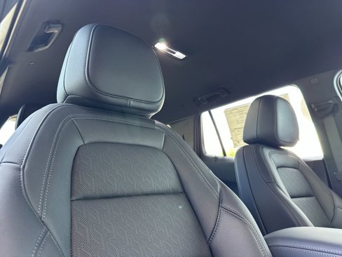 New 2026 Chevrolet Equinox LT w/ Convenience Package II image 19