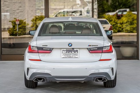 Used 2022 BMW M340i xDrive w/ Driving Assistance Package image 9