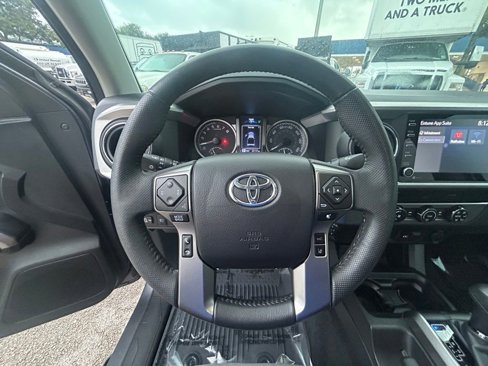 Used 2022 Toyota Tacoma SR5 image 14
