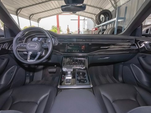 Certified 2025 Audi Q8 Premium image 40