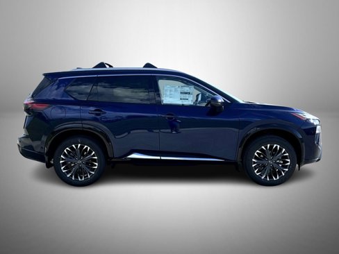 New 2026 Nissan Rogue Platinum image 5