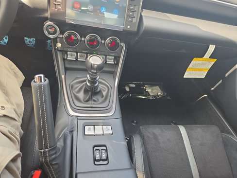 New 2025 Toyota GR86 Premium image 10
