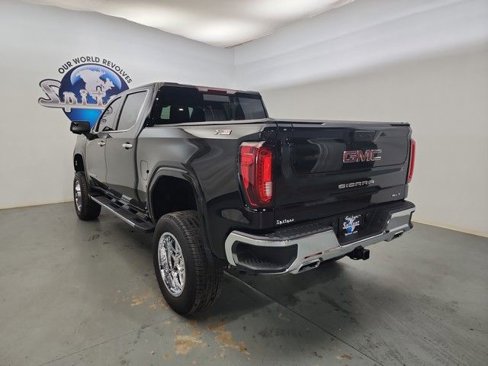 Used 2023 GMC Sierra 1500 SLT w/ SLT Premium Package image 6