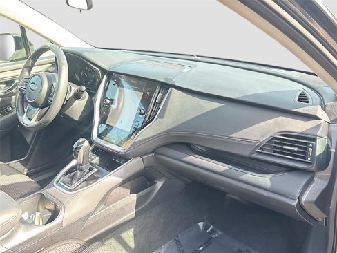 Used 2024 Subaru Outback Premium image 32
