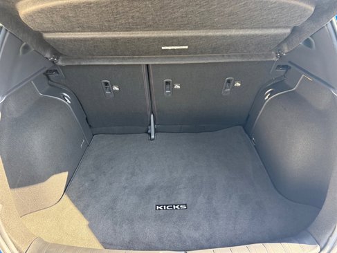 Used 2023 Nissan Kicks SR w/ SR Premium Package image 16