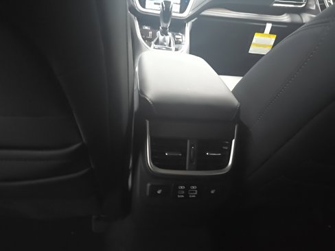 New 2025 Subaru Outback Touring XT image 13