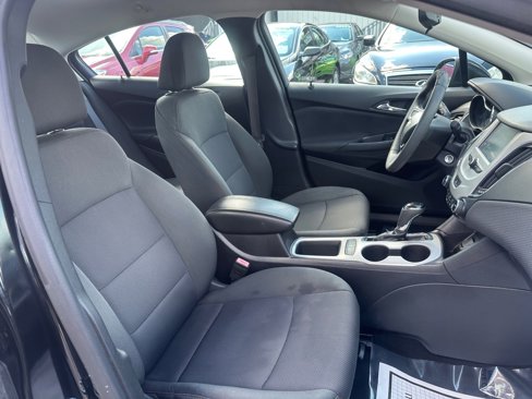 Used 2017 Chevrolet Cruze LS image 13