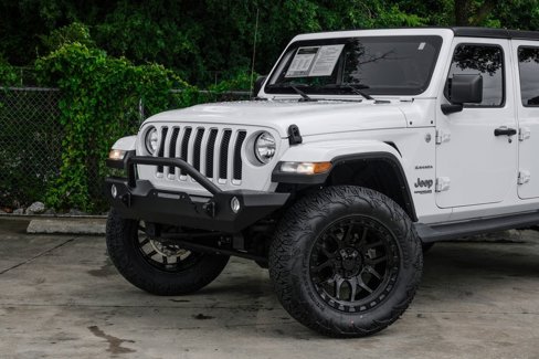 Used 2022 Jeep Wrangler Unlimited Sahara w/ Cold Weather Group image 13