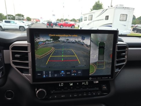 Used 2023 Toyota Tundra Limited image 22