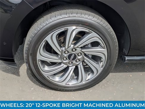 Certified 2024 Lincoln Navigator L 4WD image 10