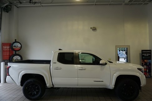New 2025 Toyota Tacoma SR5 image 15