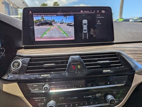 Used 2023 BMW 530e w/ Convenience Package image 24