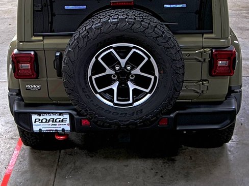 New 2025 Jeep Wrangler Unlimited Rubicon image 11