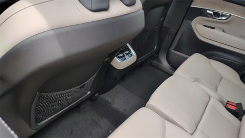 New 2026 Volvo XC90 B6 Plus w/ Protection Package Premier image 33