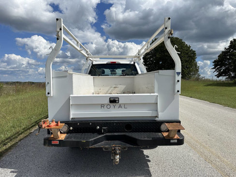 Used 2019 Ford F250 XL w/ Power Equipment Group image 11