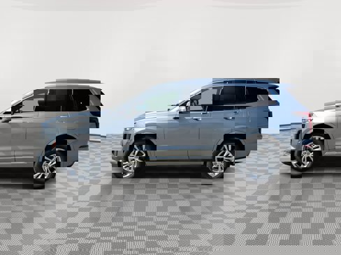 New 2025 Cadillac XT6 Luxury image 40