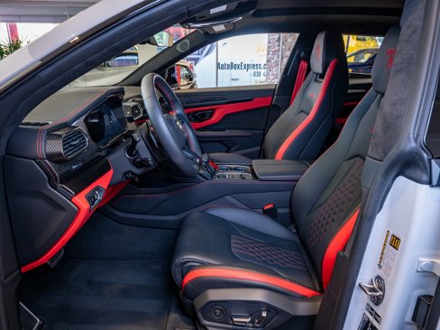 Used 2023 Lamborghini Urus S image 10