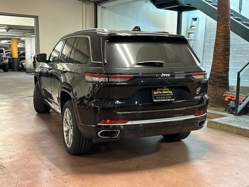 Used 2023 Jeep Grand Cherokee Summit w/ Advanced Protech Group IV image 3