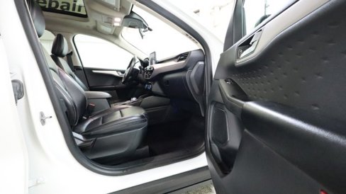 Used 2020 Ford Escape SEL image 10