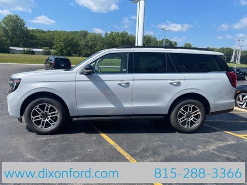 New 2025 Ford Expedition Active image 4