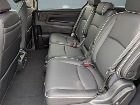 New 2026 Honda Odyssey Touring image 15