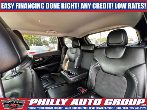 Used 2019 Jeep Cherokee Latitude Plus image 20