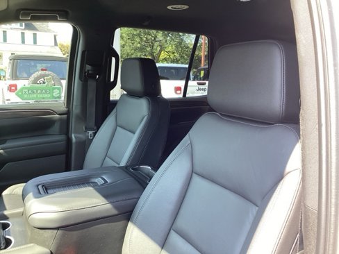 Certified 2024 Chevrolet Tahoe Z71 w/ Luxury Package image 25