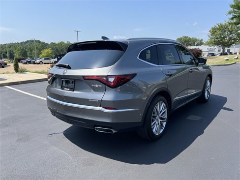 Used 2023 Acura MDX SH-AWD w/ Advance Package image 3