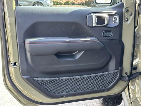 New 2025 Jeep Wrangler Unlimited Rubicon w/ Technology Group image 10