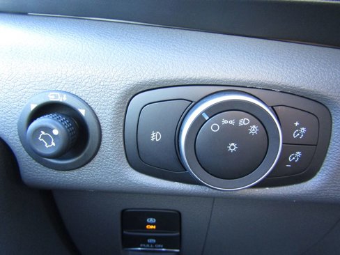 Used 2024 Ford E-Transit Low Roof image 23