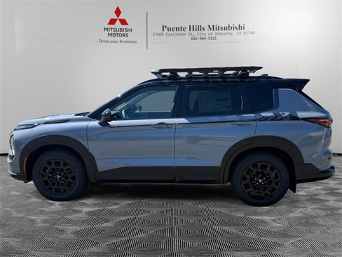 New 2025 Mitsubishi Outlander Trail Edition image 8
