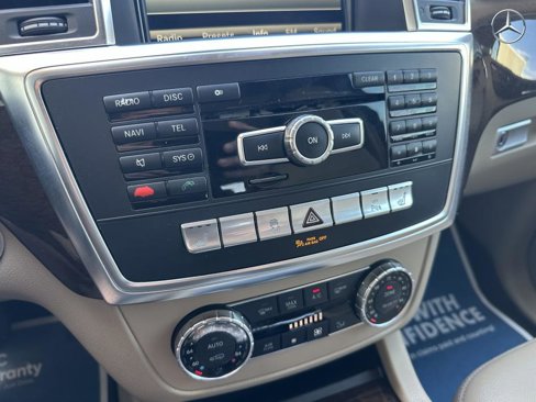Used 2013 Mercedes-Benz GL 450 4MATIC image 26